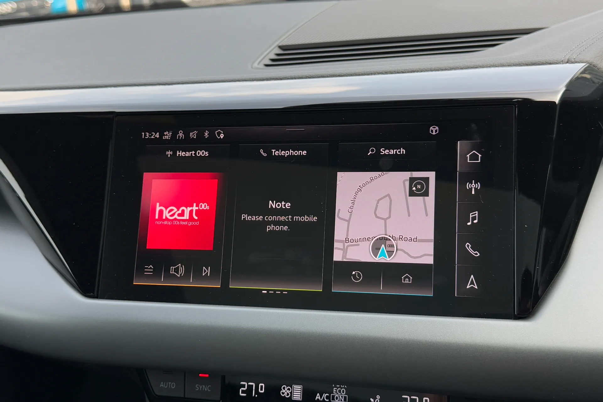 Audi e-tron GT thumbnail image number 17