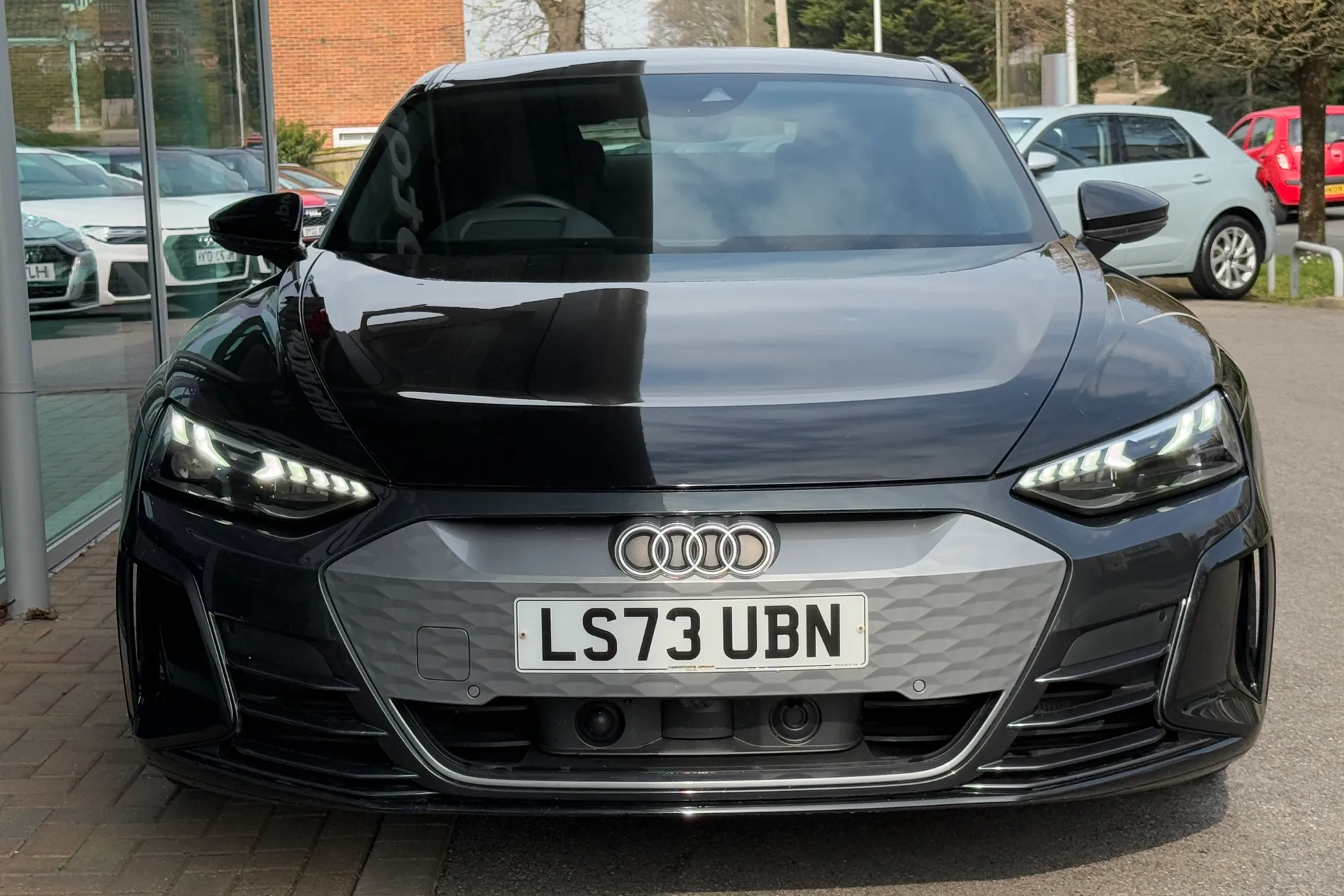 Audi e-tron GT thumbnail image number 58