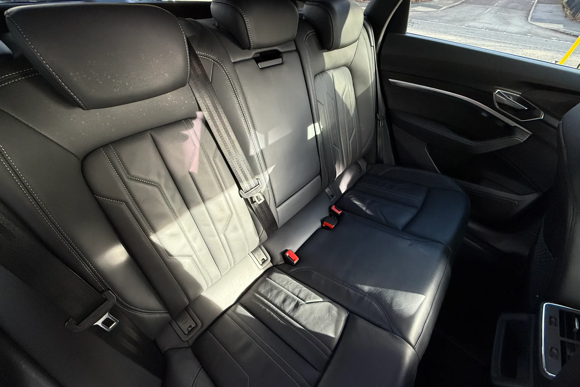 Audi Q8 thumbnail image number 56