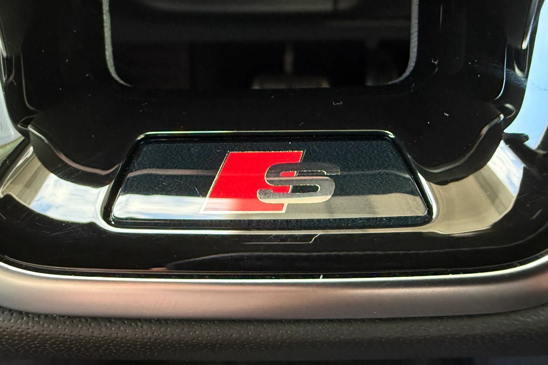 Audi Q8 thumbnail image number 40