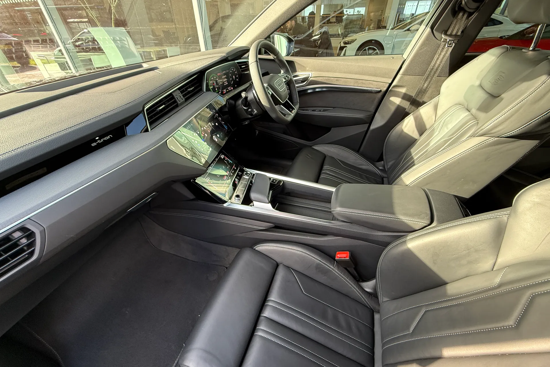 Audi Q8 thumbnail image number 72