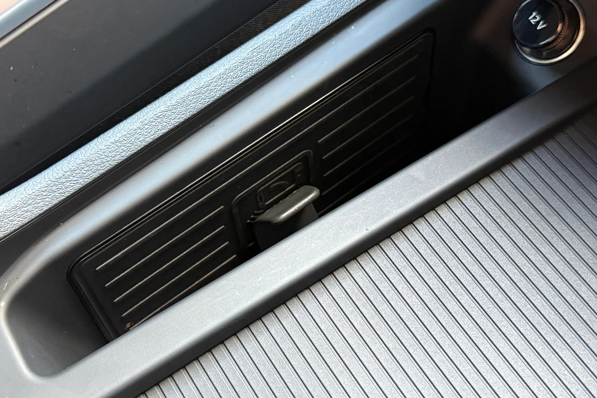 Audi Q8 thumbnail image number 34