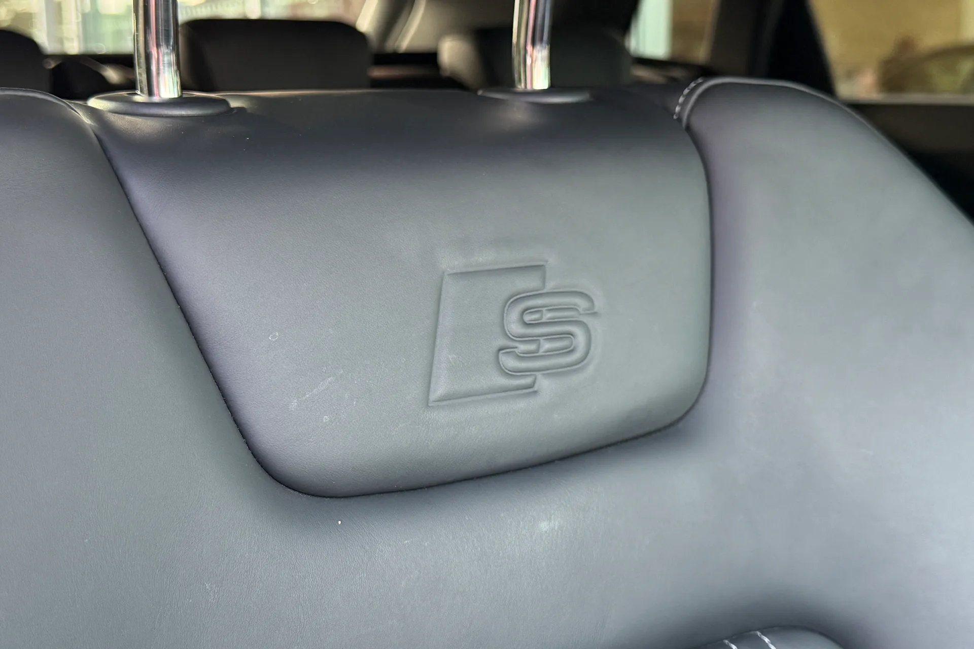 Audi Q8 thumbnail image number 77