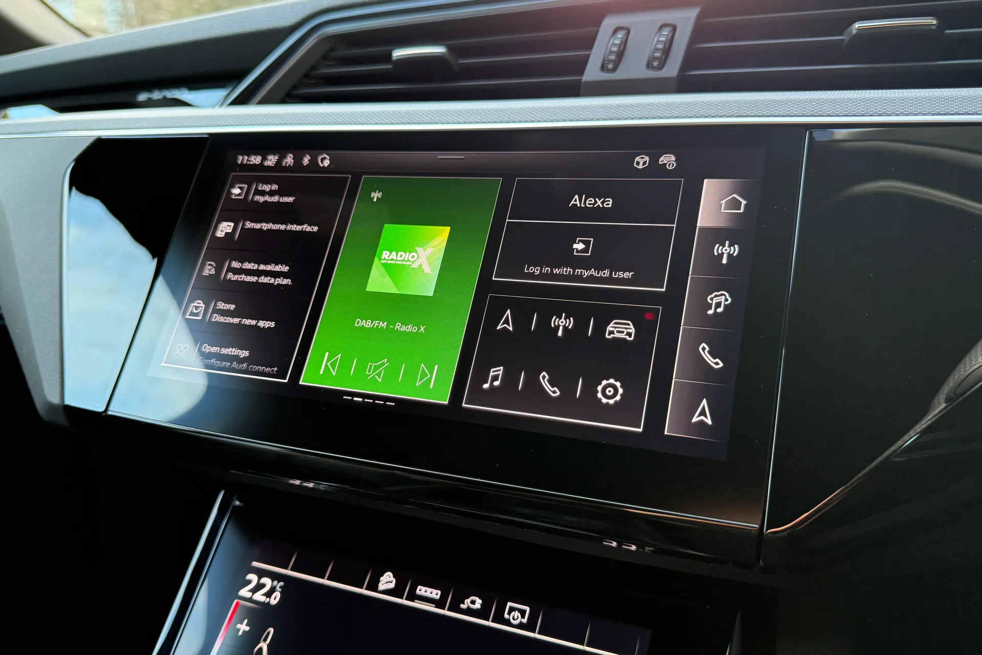 Audi Q8 thumbnail image number 19