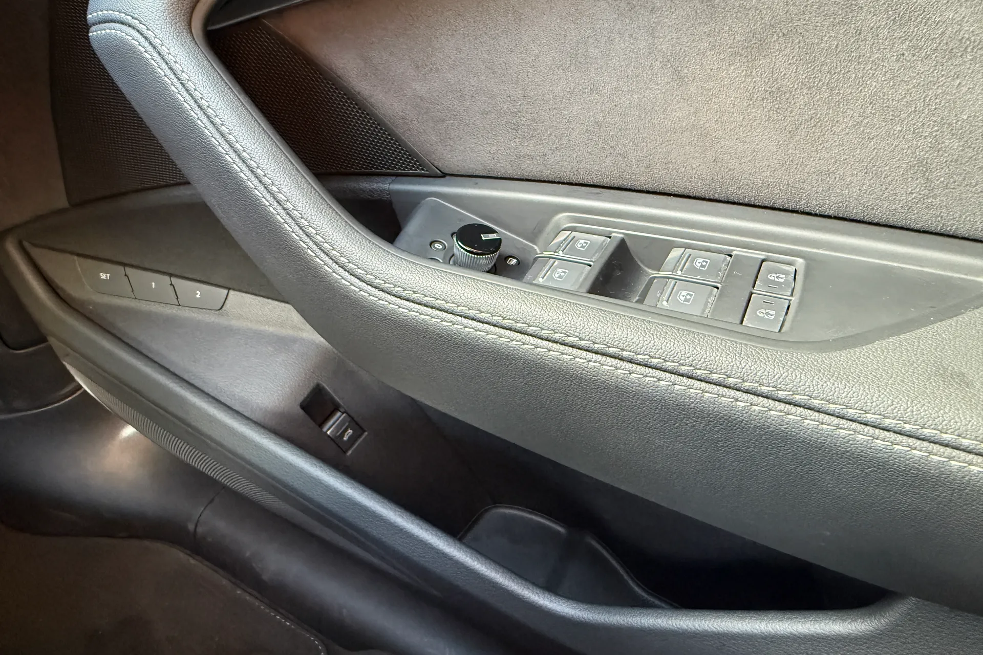 Audi Q8 thumbnail image number 46