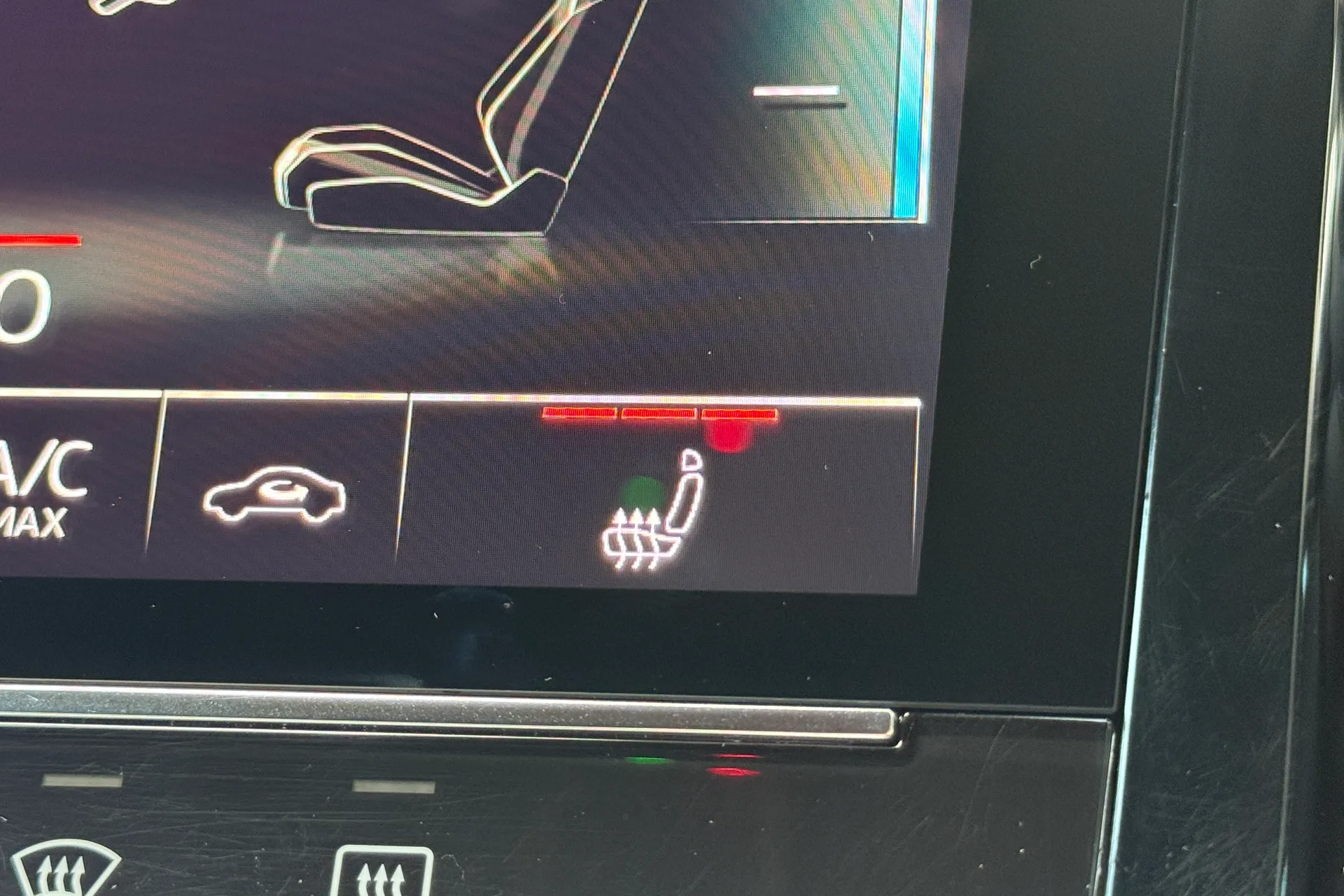 Audi Q8 thumbnail image number 6