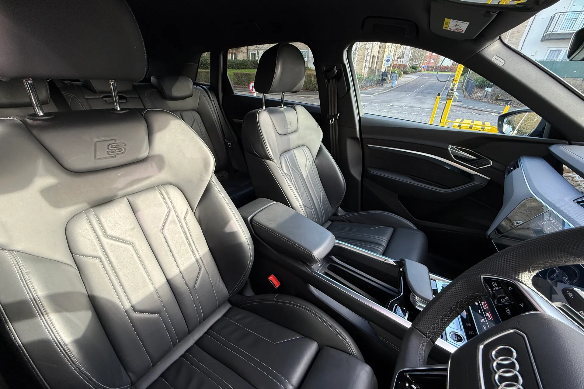 Audi Q8 thumbnail image number 52