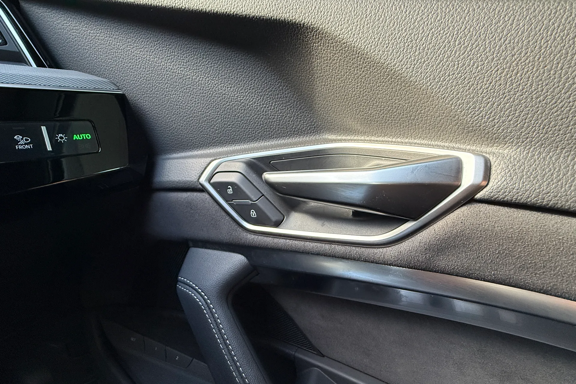 Audi Q8 thumbnail image number 50