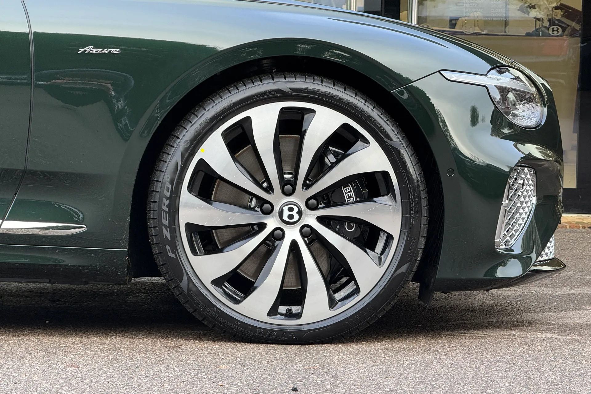 Bentley CONTINENTAL GTC thumbnail image number 12