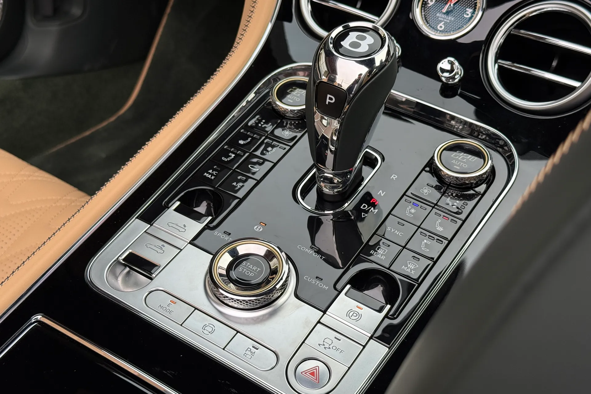 Bentley CONTINENTAL GTC thumbnail image number 34