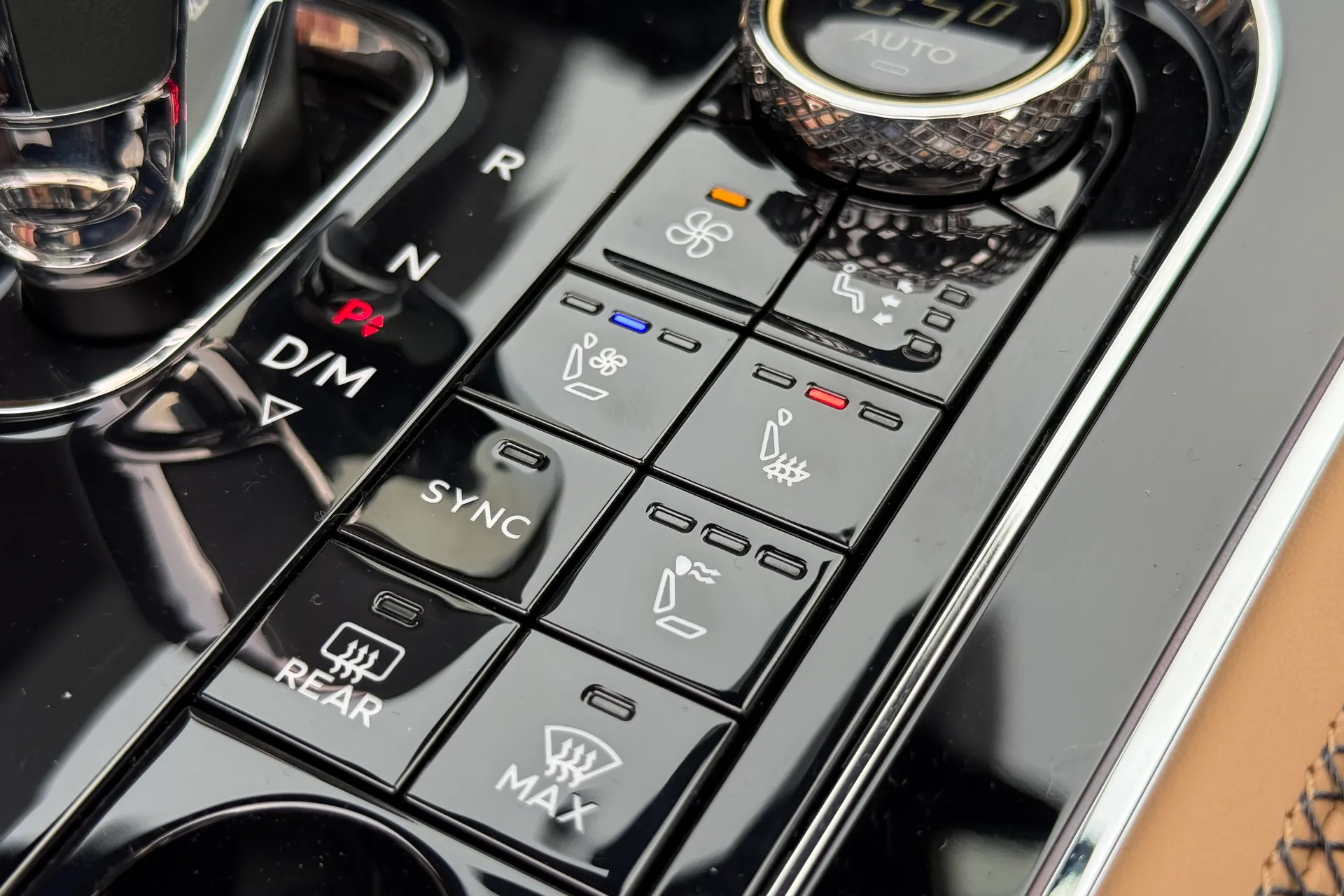 Bentley CONTINENTAL GTC thumbnail image number 39