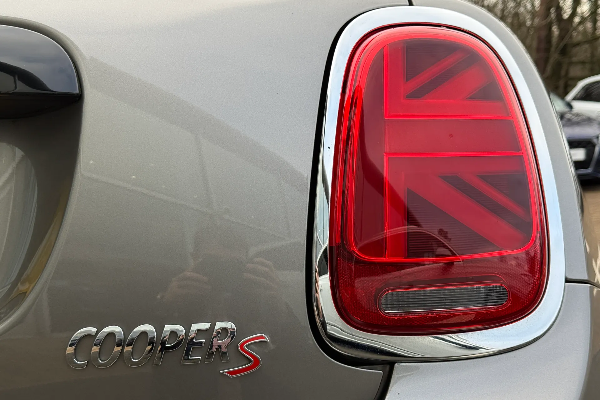 MINI HATCHBACK thumbnail image number 48