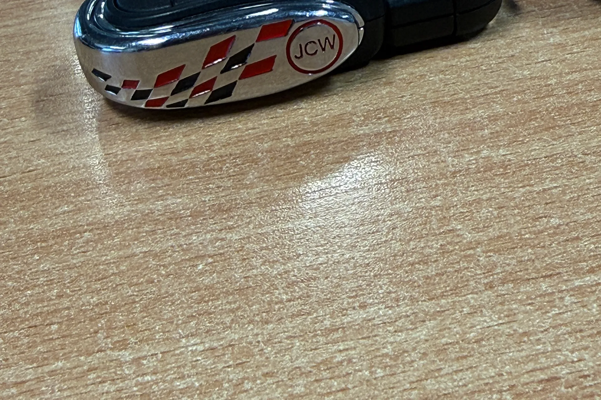 MINI HATCHBACK thumbnail image number 35