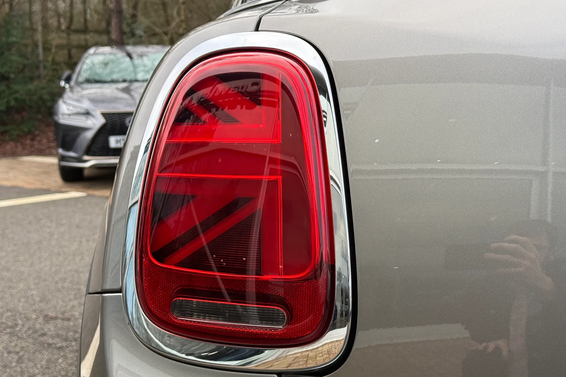 MINI HATCHBACK thumbnail image number 47