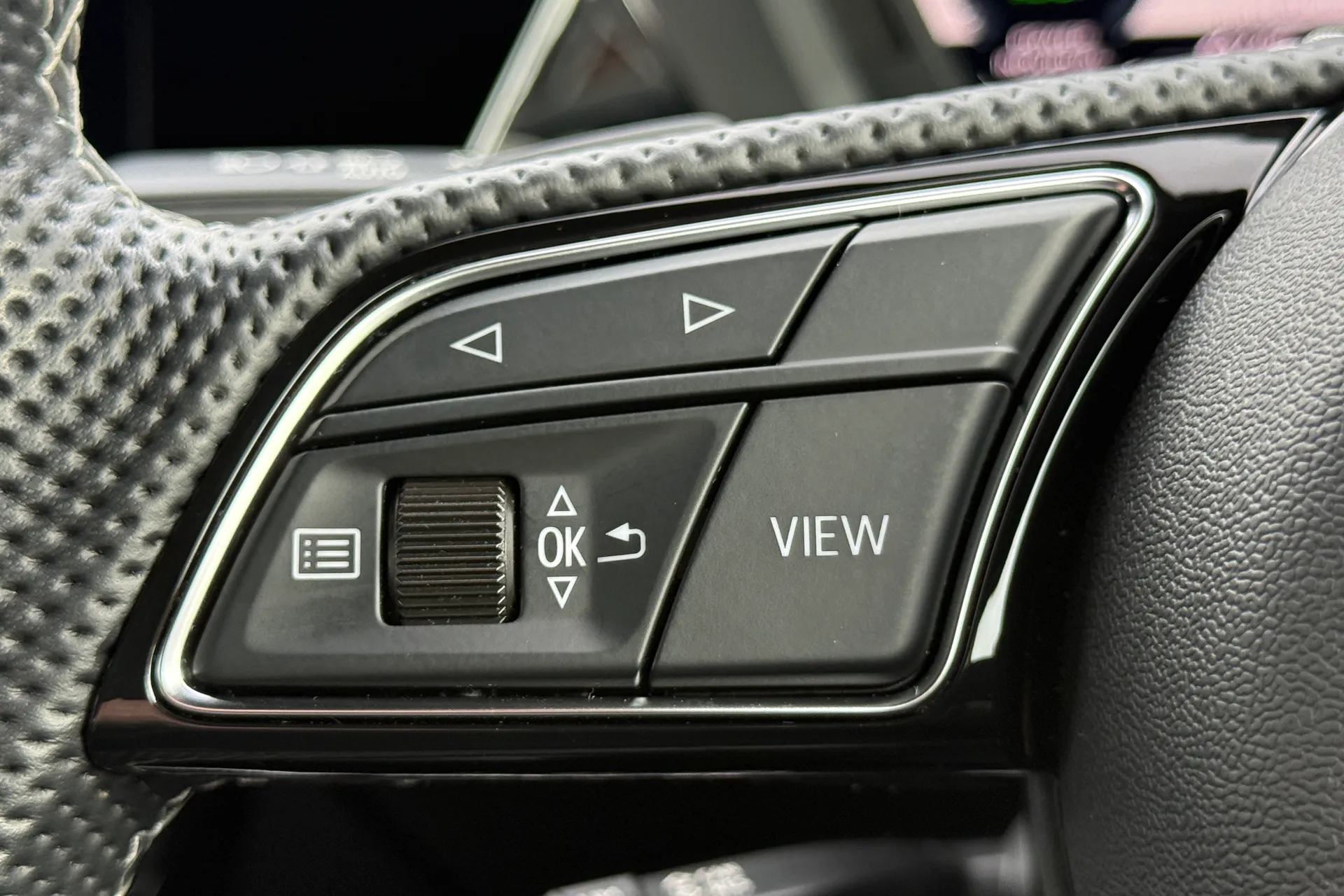 Audi A3 thumbnail image number 17