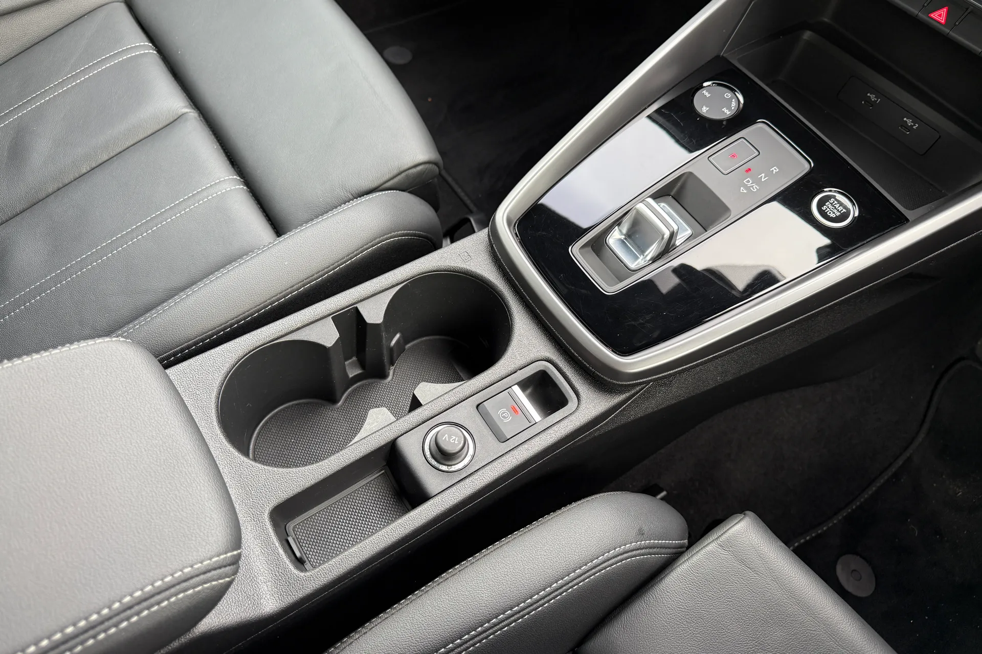 Audi A3 thumbnail image number 37