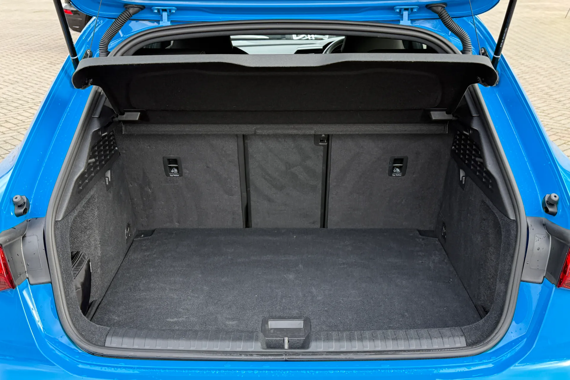 Audi A3 thumbnail image number 31