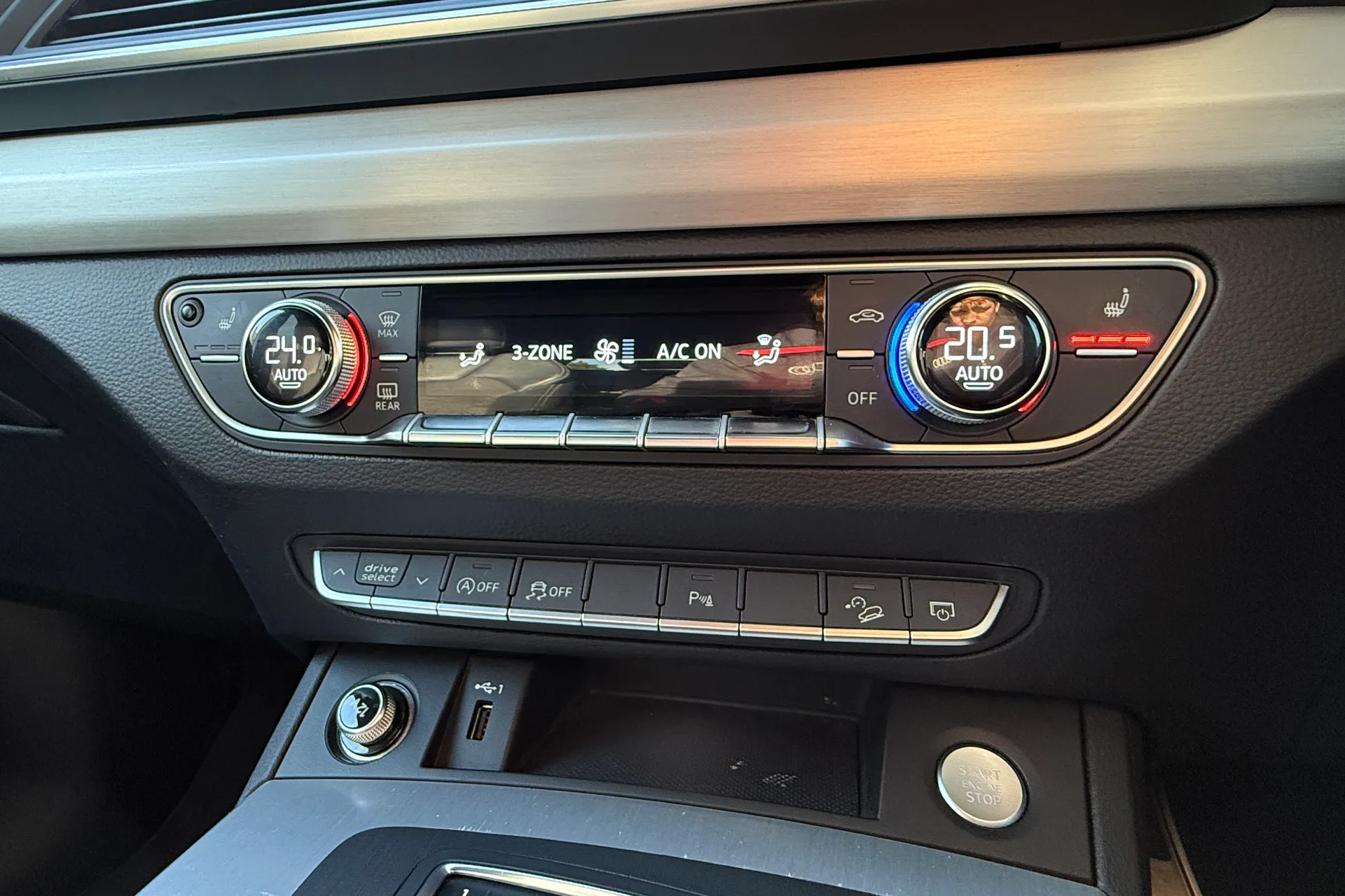 Audi Q5 thumbnail image number 20