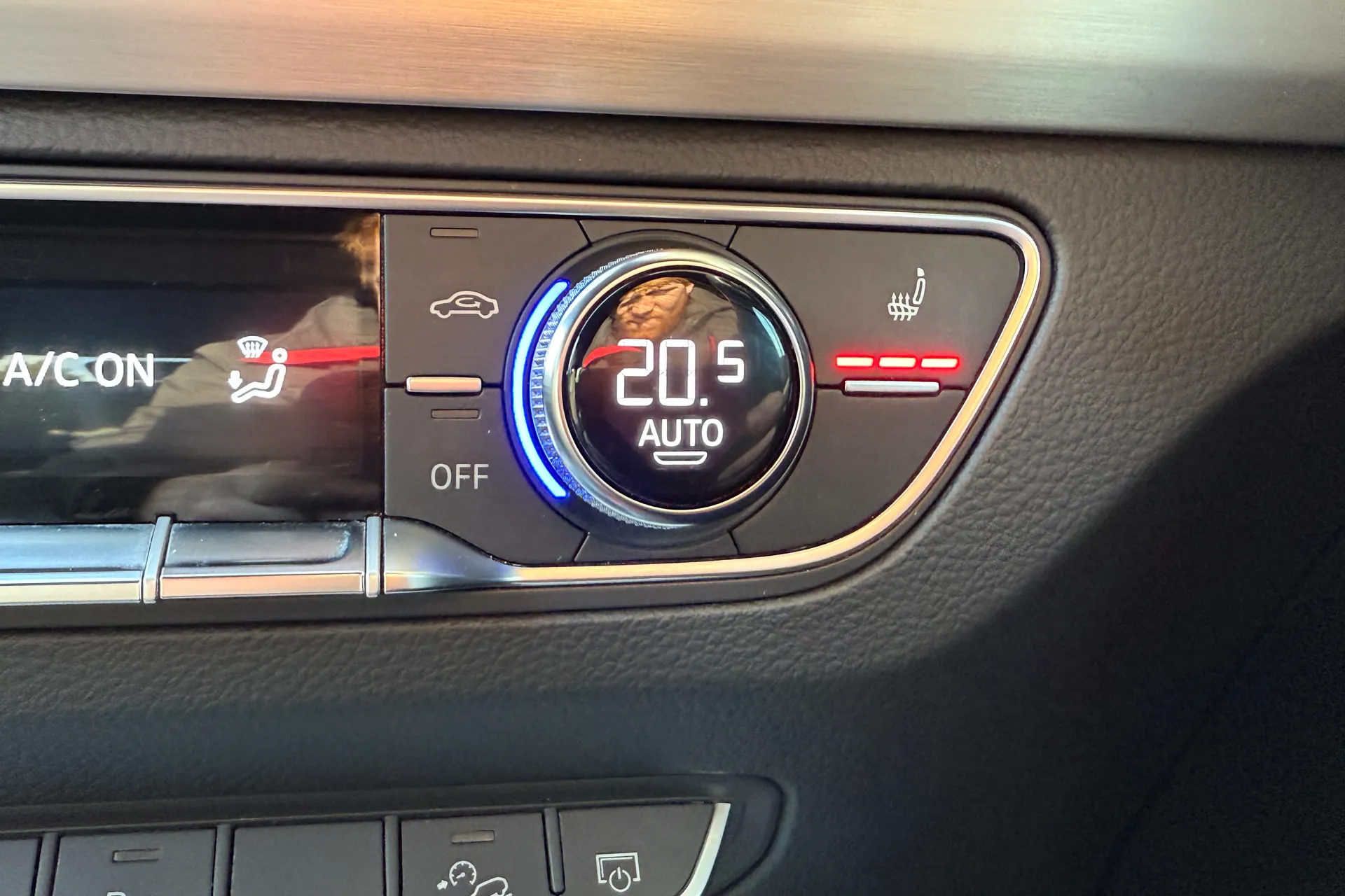 Audi Q5 thumbnail image number 23