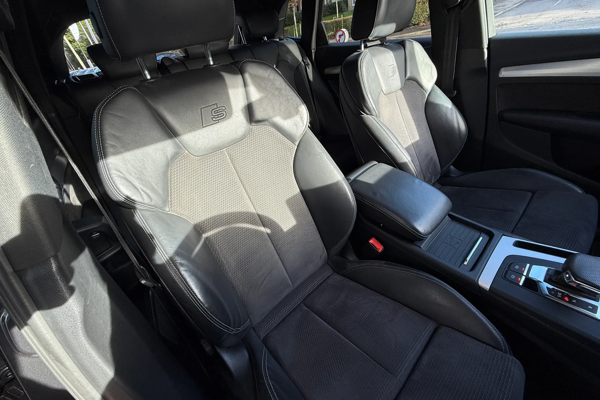 Audi Q5 thumbnail image number 36