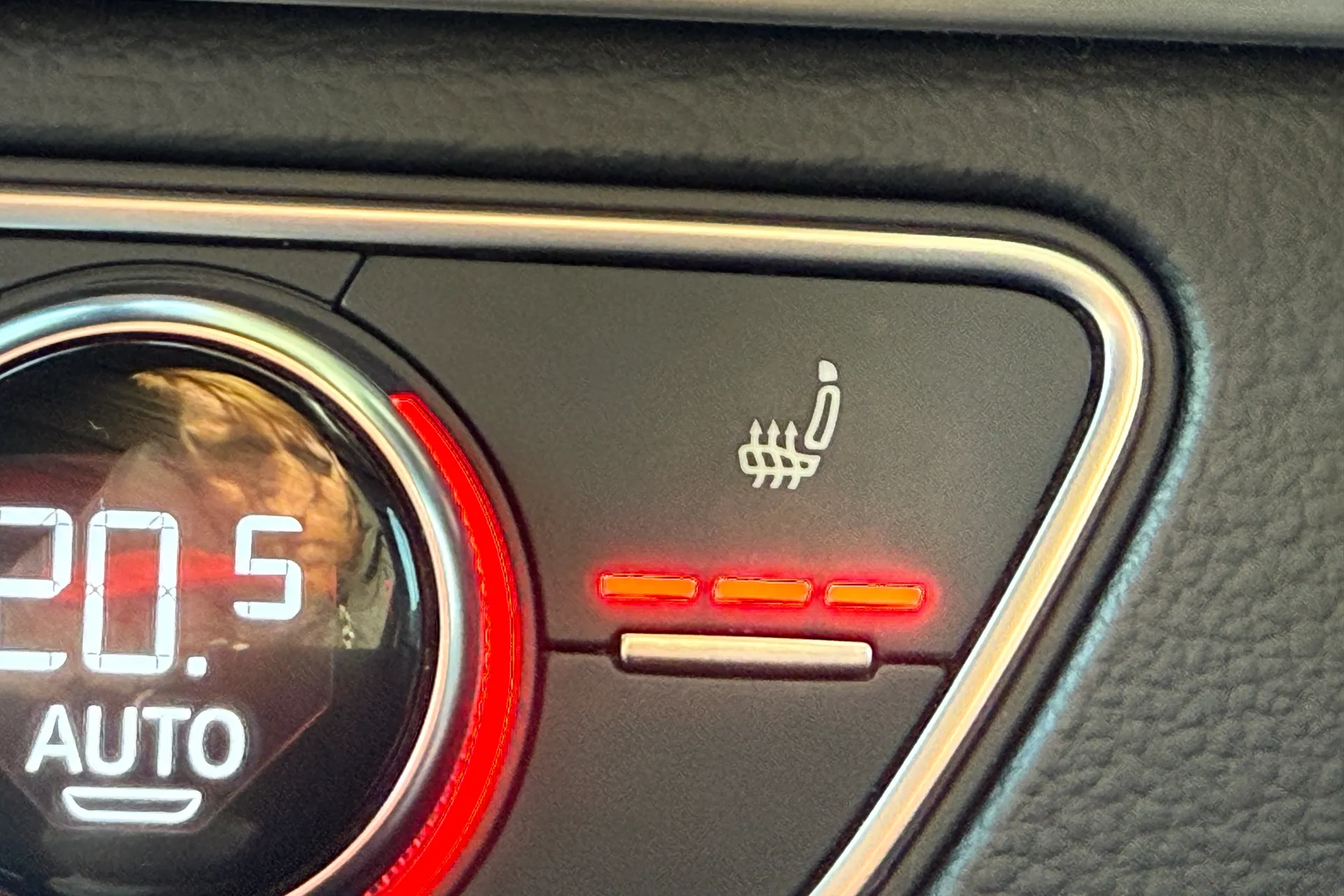 Audi Q5 thumbnail image number 6