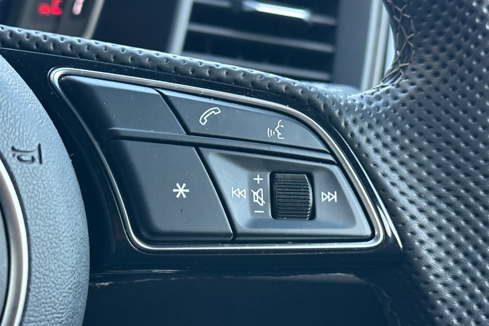Audi A1 thumbnail image number 9