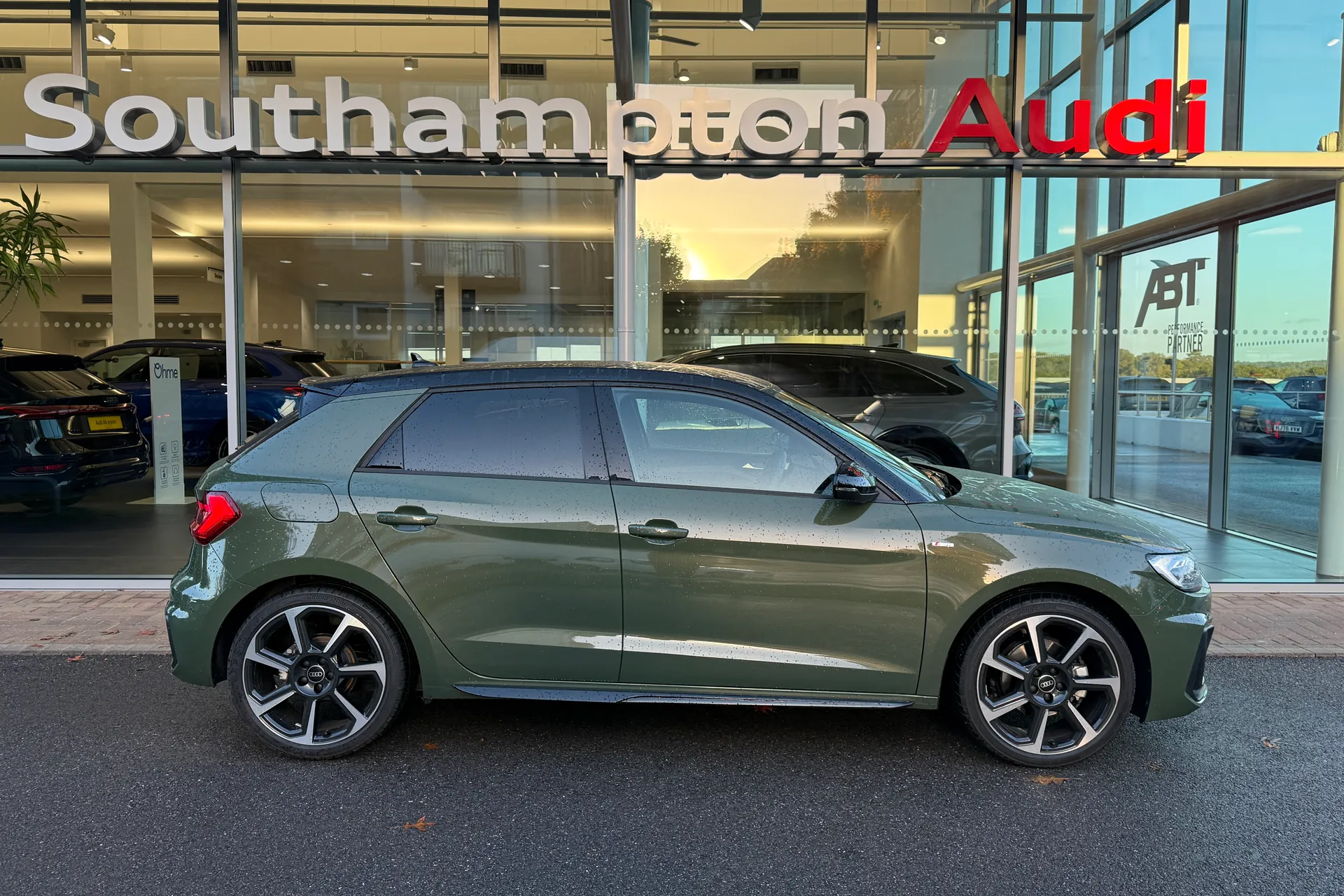 Audi A1 thumbnail image number 2