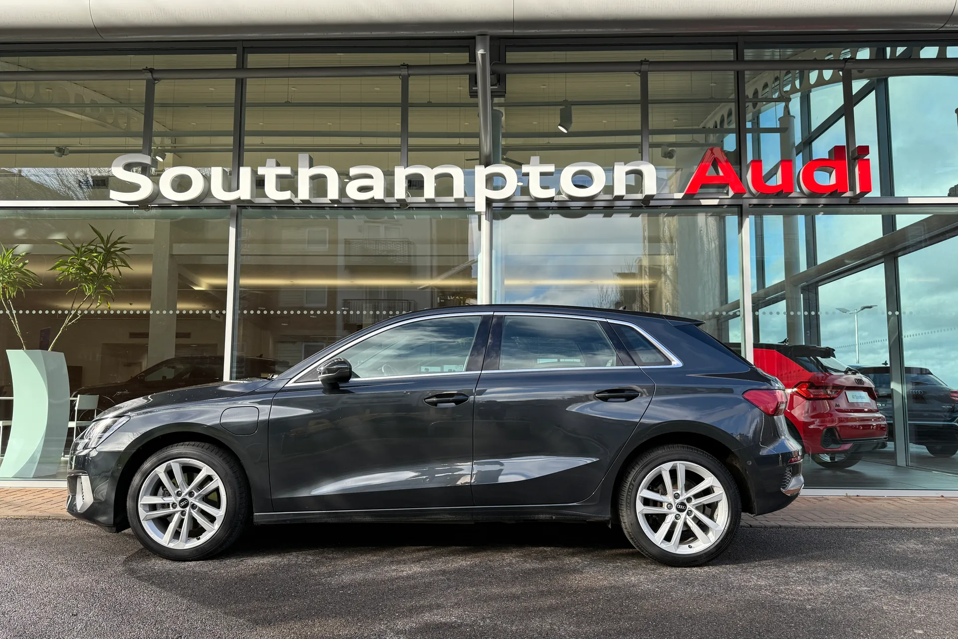 Audi A3 thumbnail image number 51