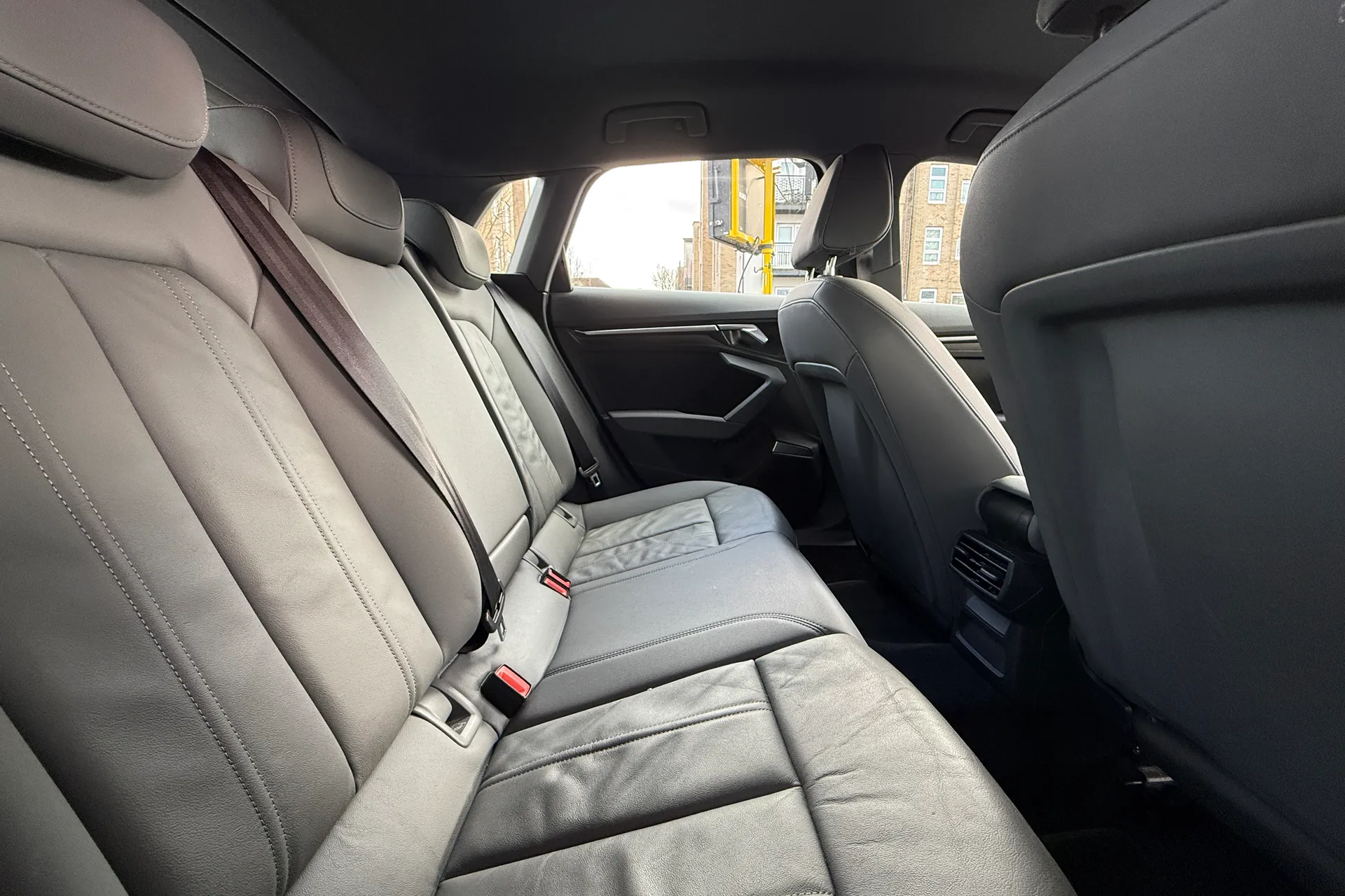 Audi A3 thumbnail image number 27