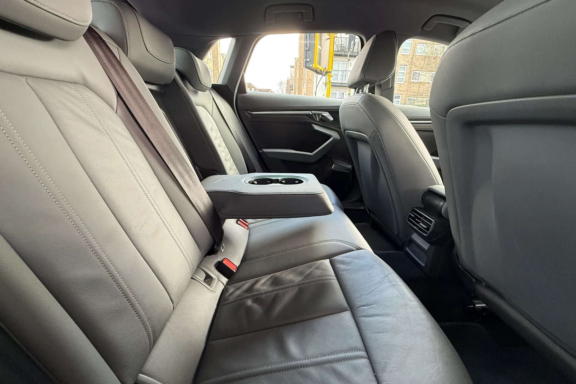 Audi A3 thumbnail image number 33