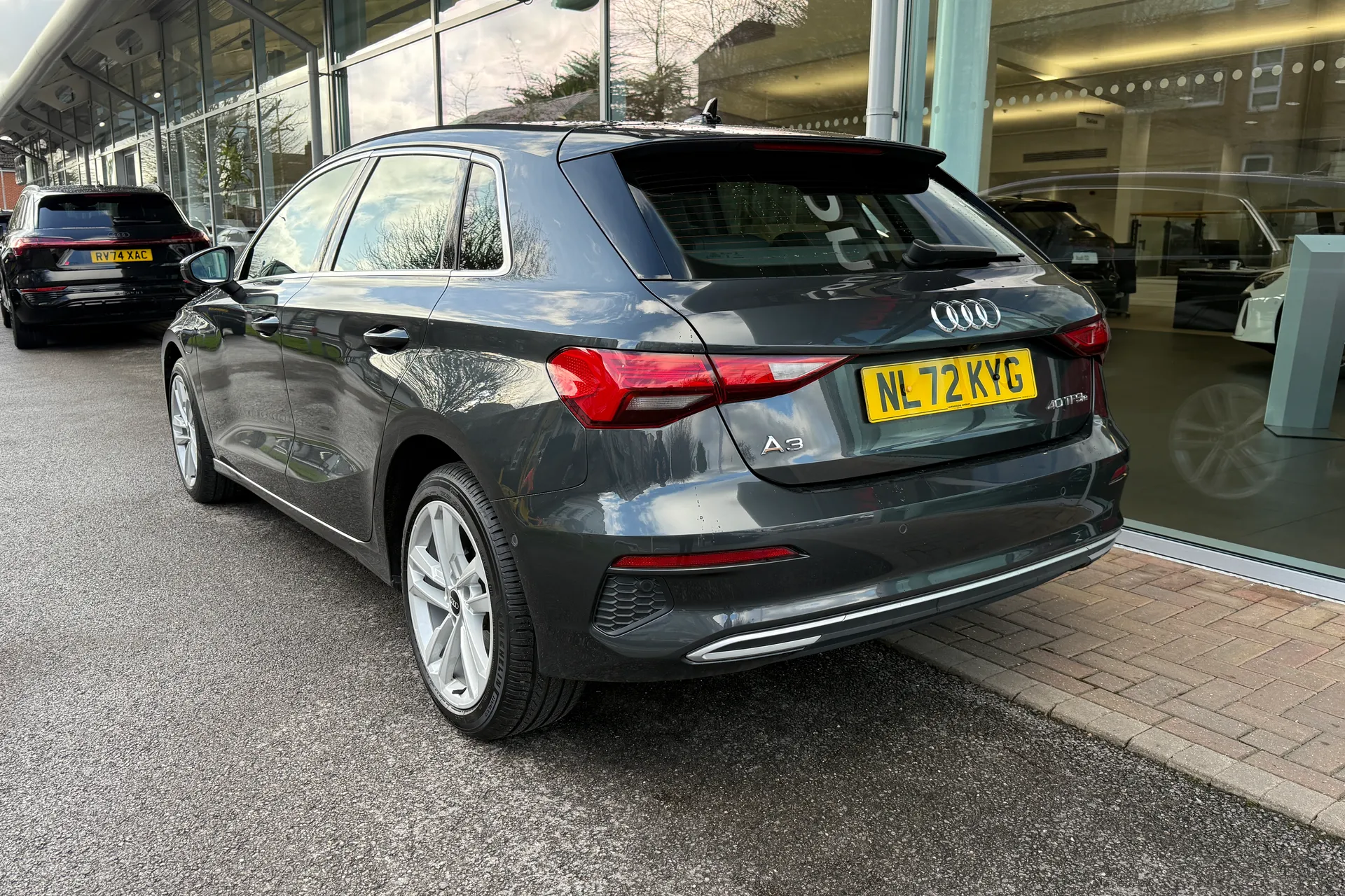 Audi A3 thumbnail image number 44