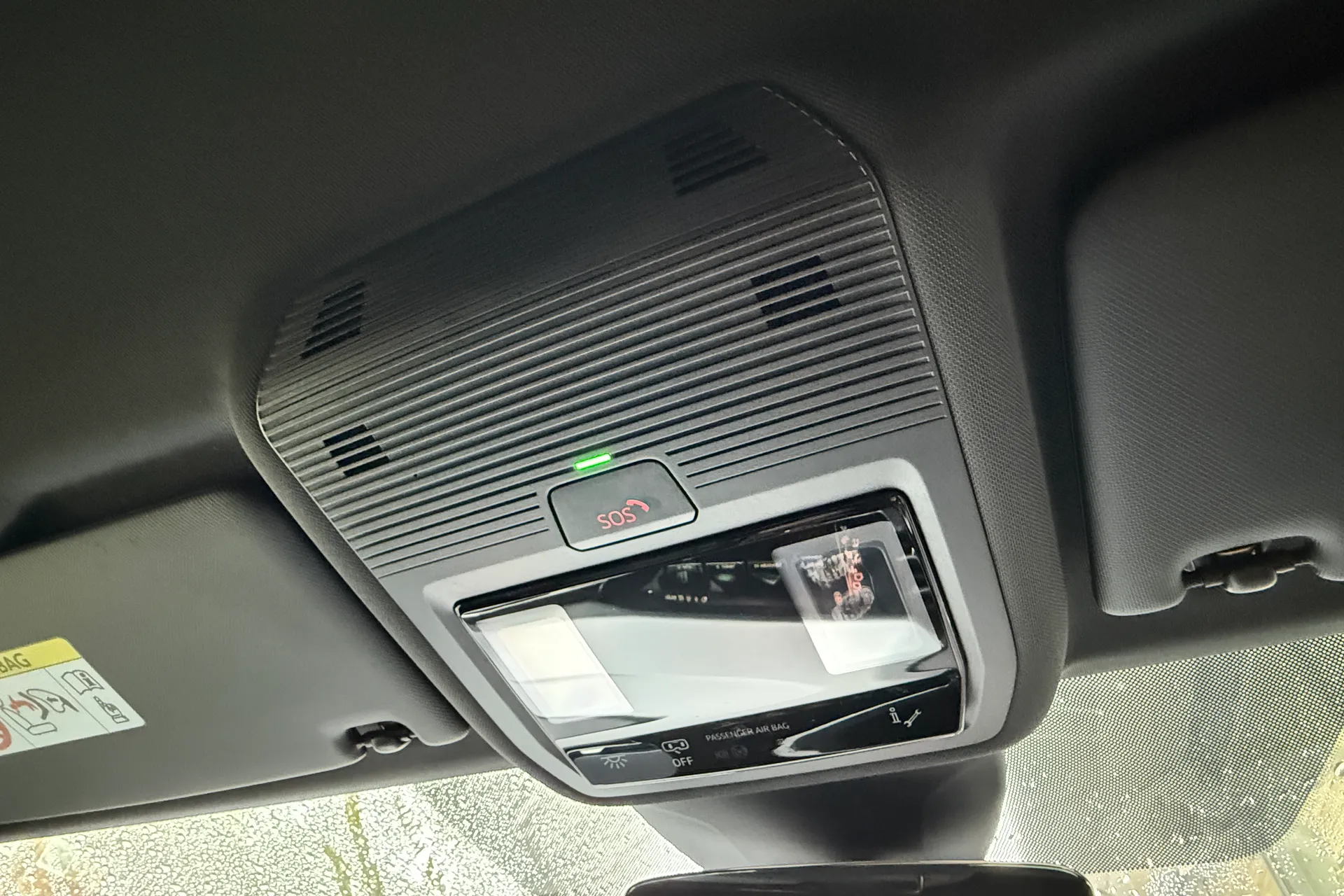 Audi Q4 thumbnail image number 31