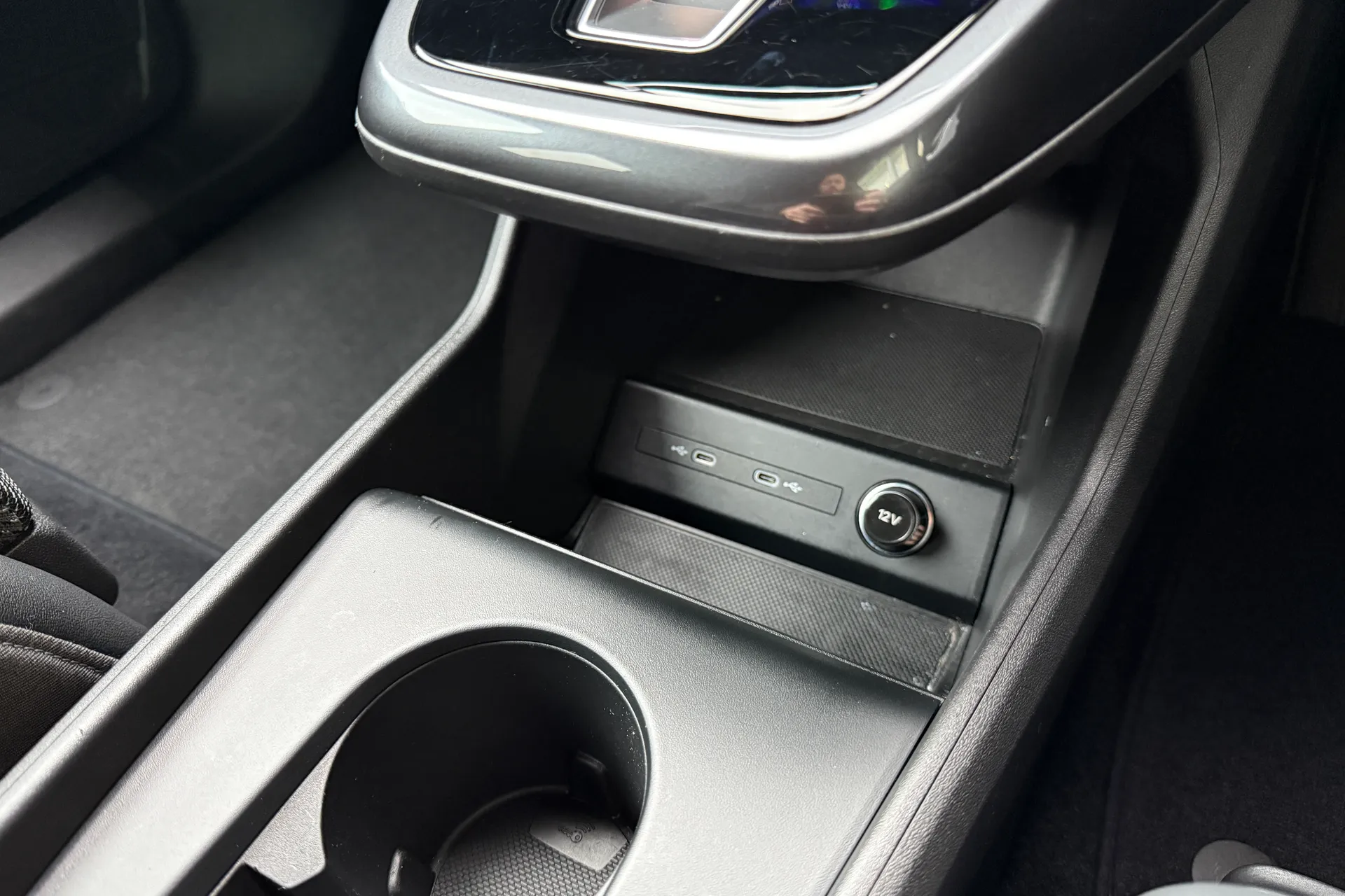 Audi Q4 thumbnail image number 33