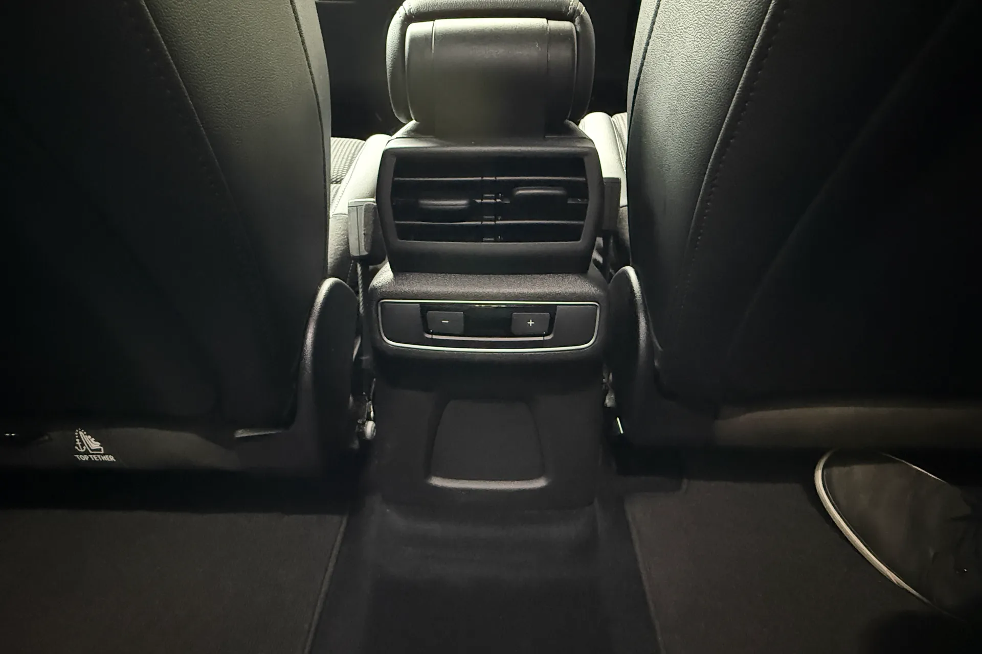 Audi Q4 thumbnail image number 42