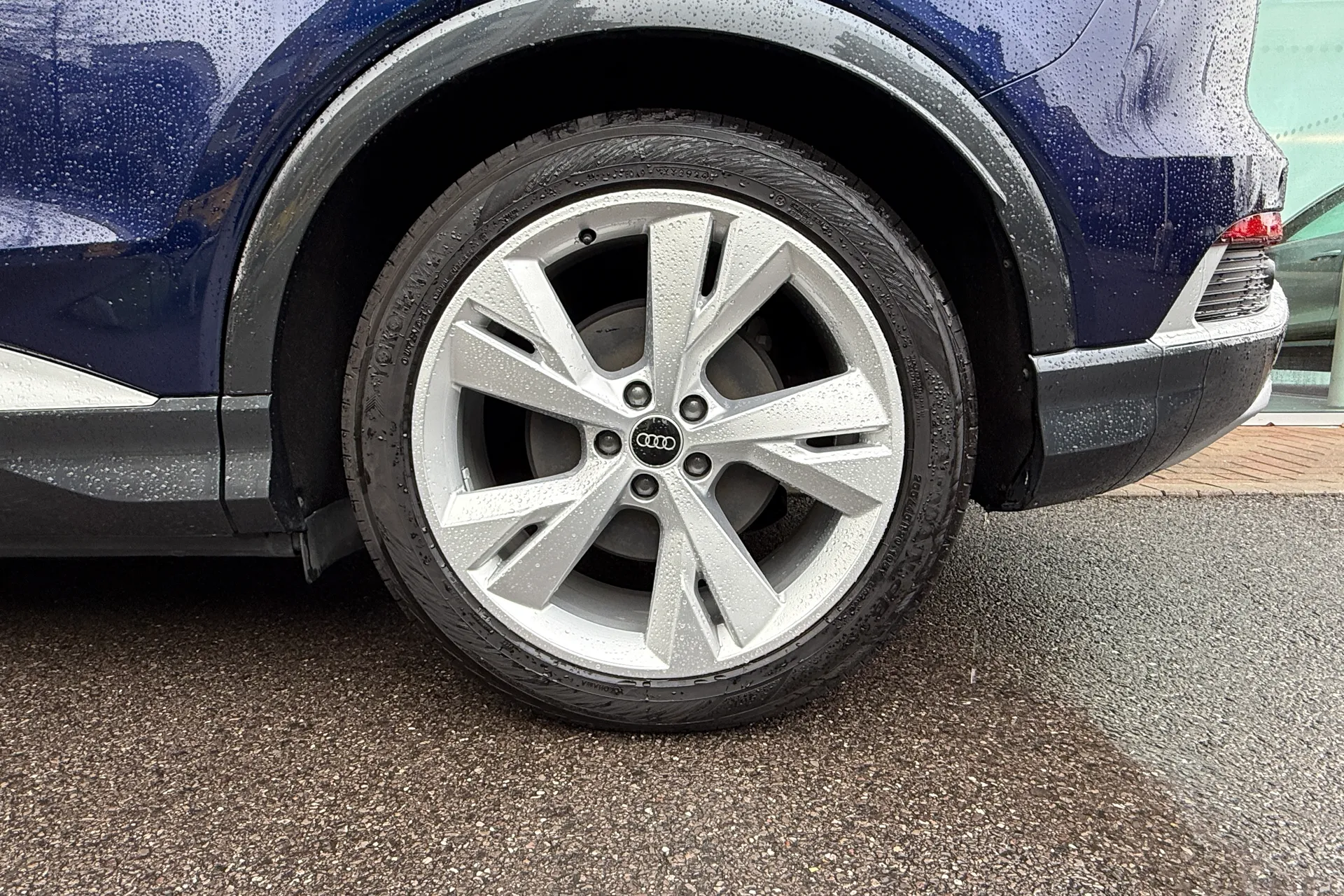 Audi Q4 thumbnail image number 55