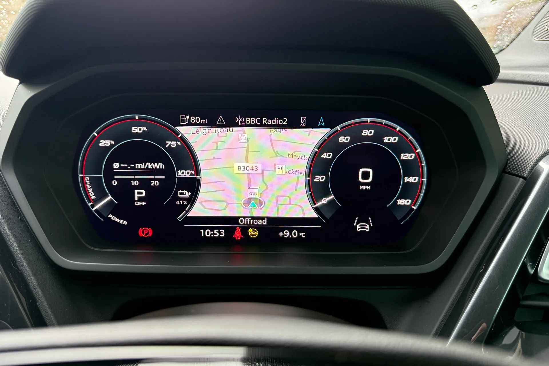 Audi Q4 thumbnail image number 21