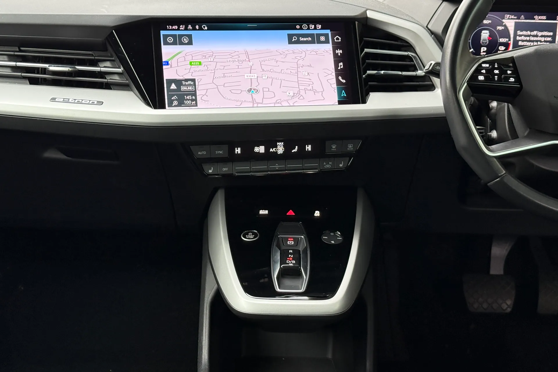 Audi Q4 thumbnail image number 32