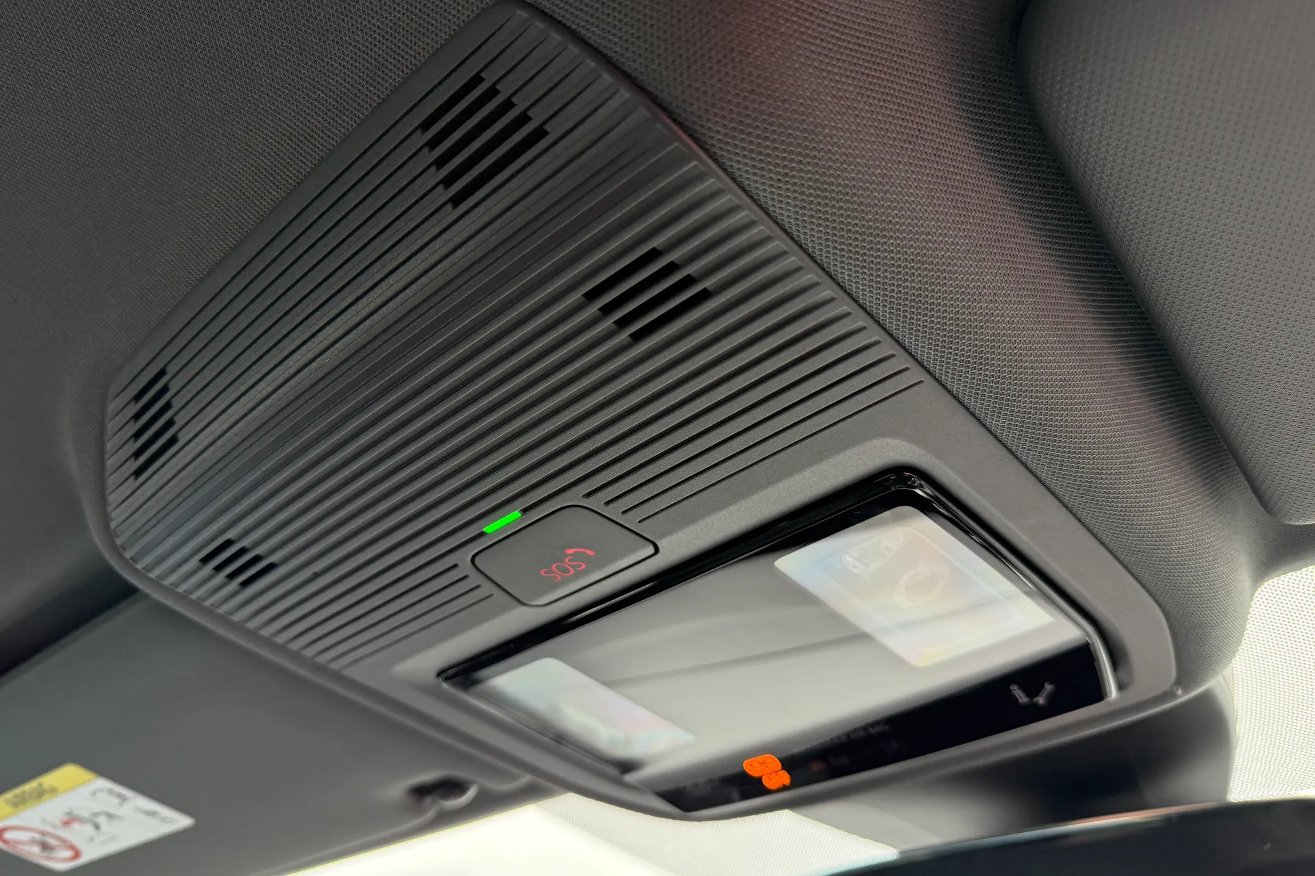 Audi Q4 thumbnail image number 24