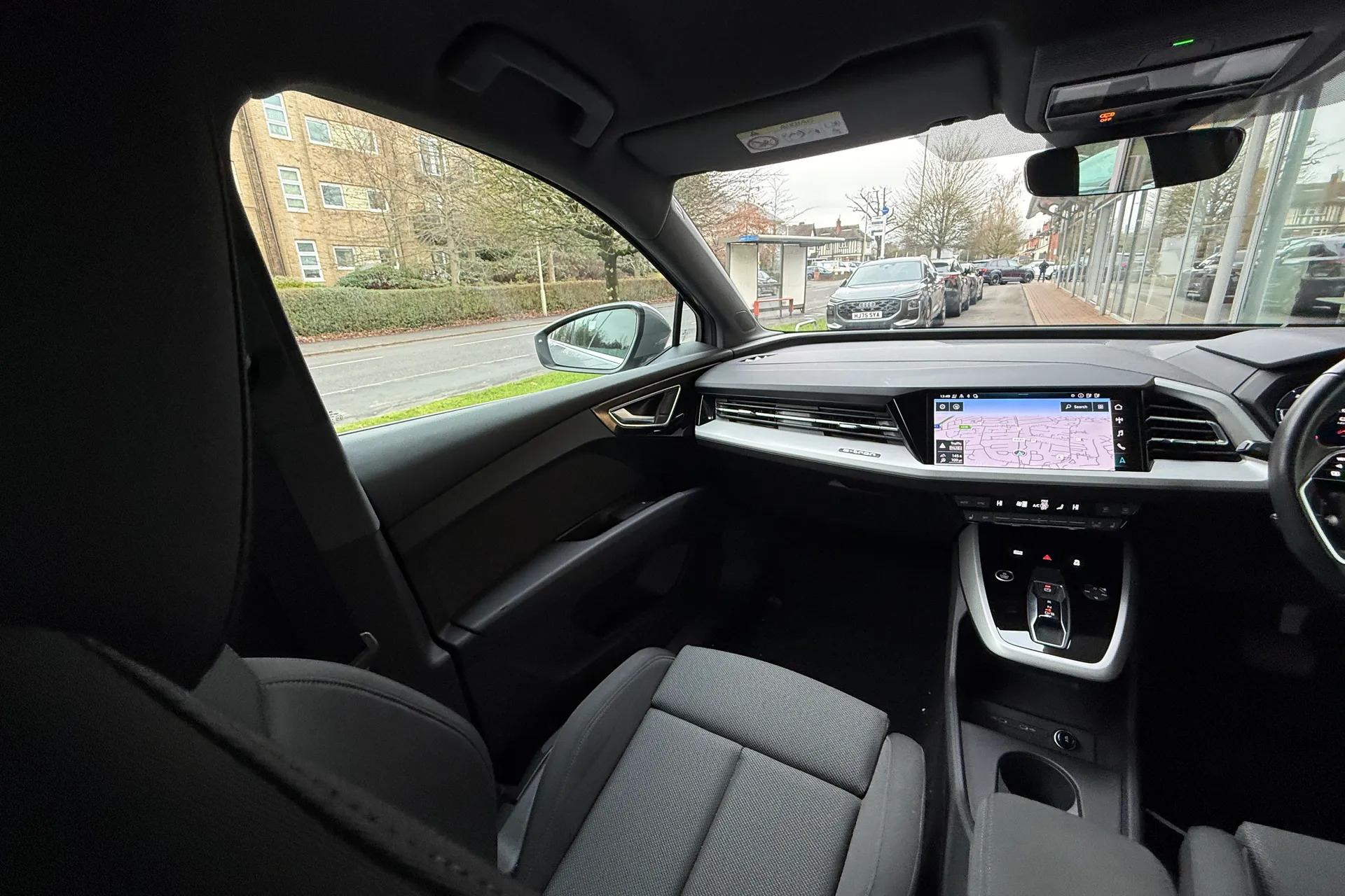 Audi Q4 thumbnail image number 35