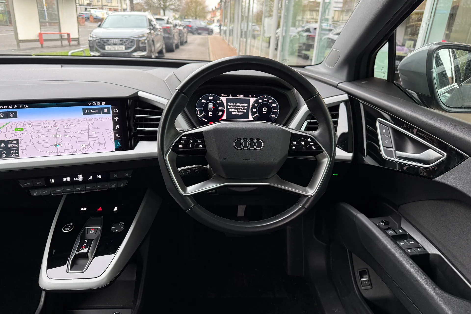 Audi Q4 thumbnail image number 33