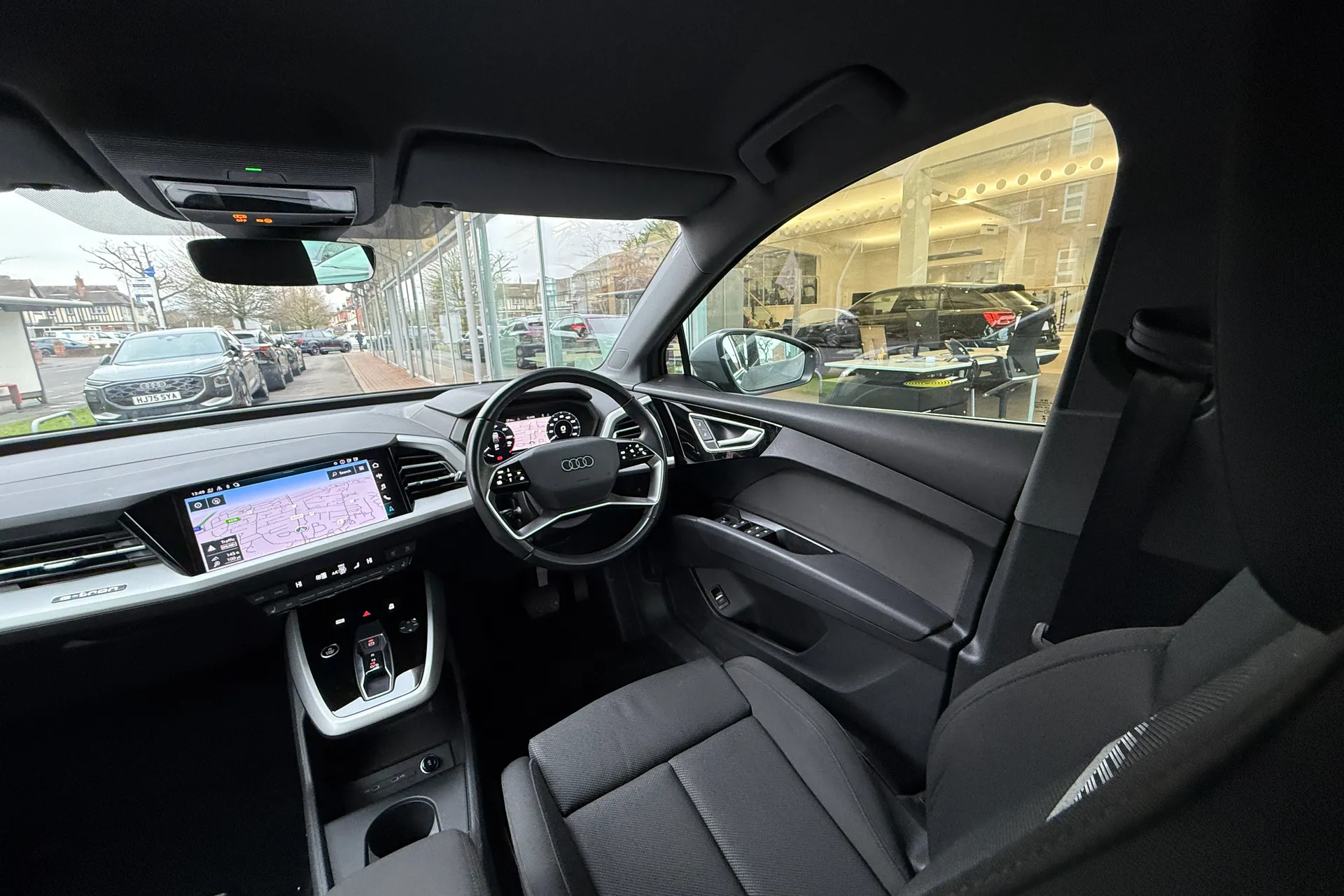 Audi Q4 thumbnail image number 34