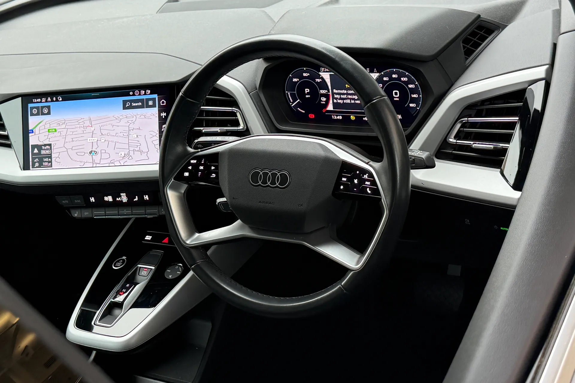 Audi Q4 thumbnail image number 26