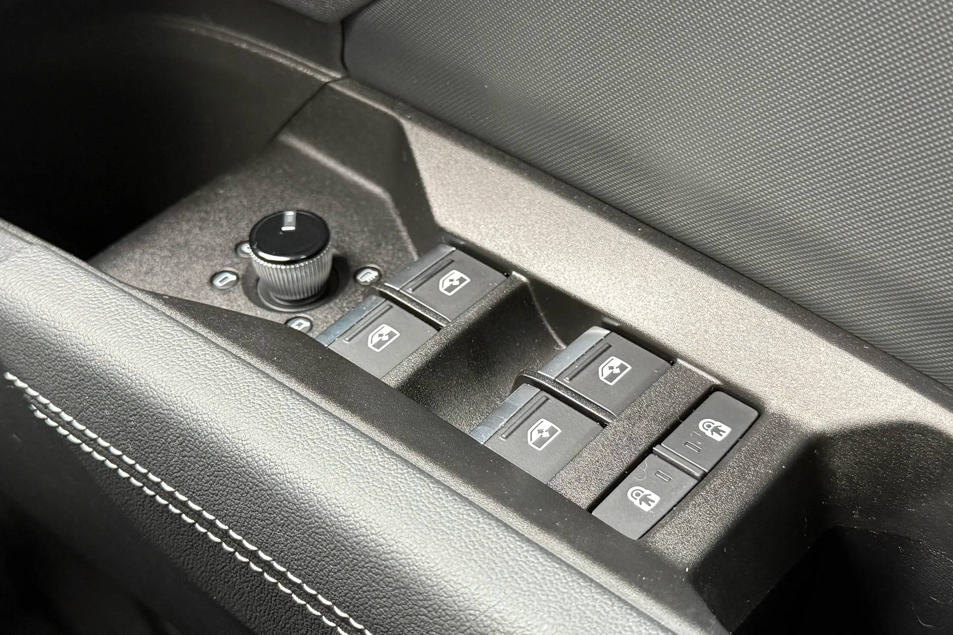 Audi Q4 thumbnail image number 27