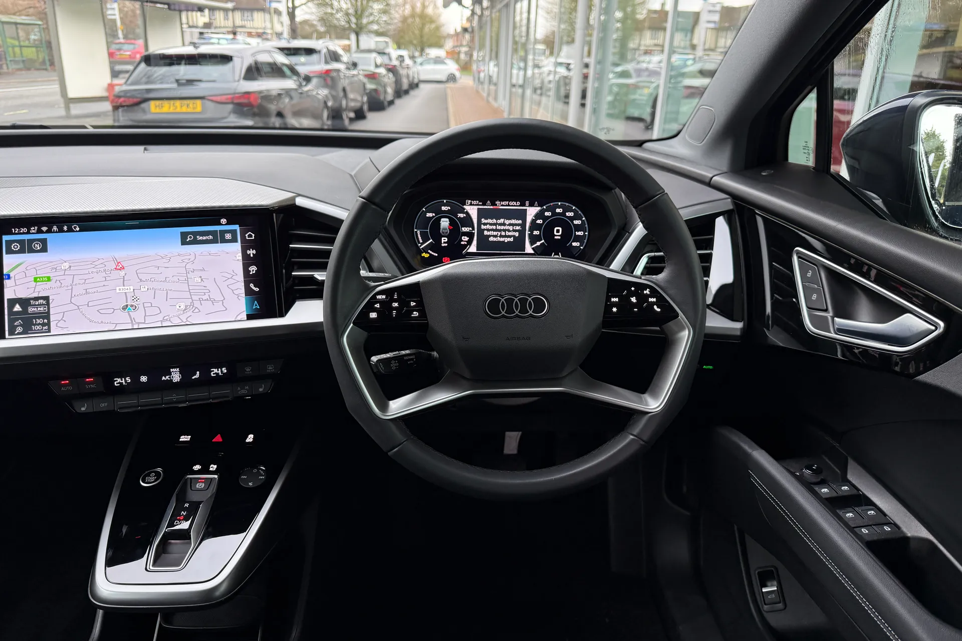 Audi Q4 thumbnail image number 37