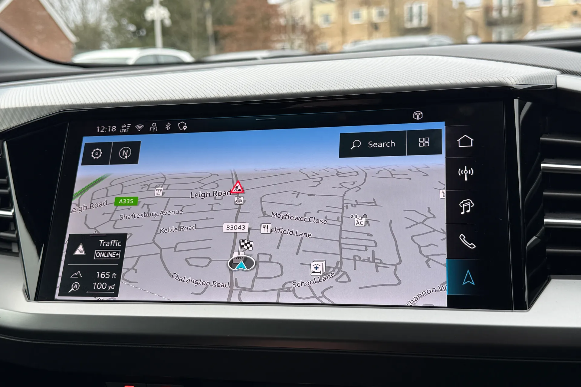 Audi Q4 thumbnail image number 4