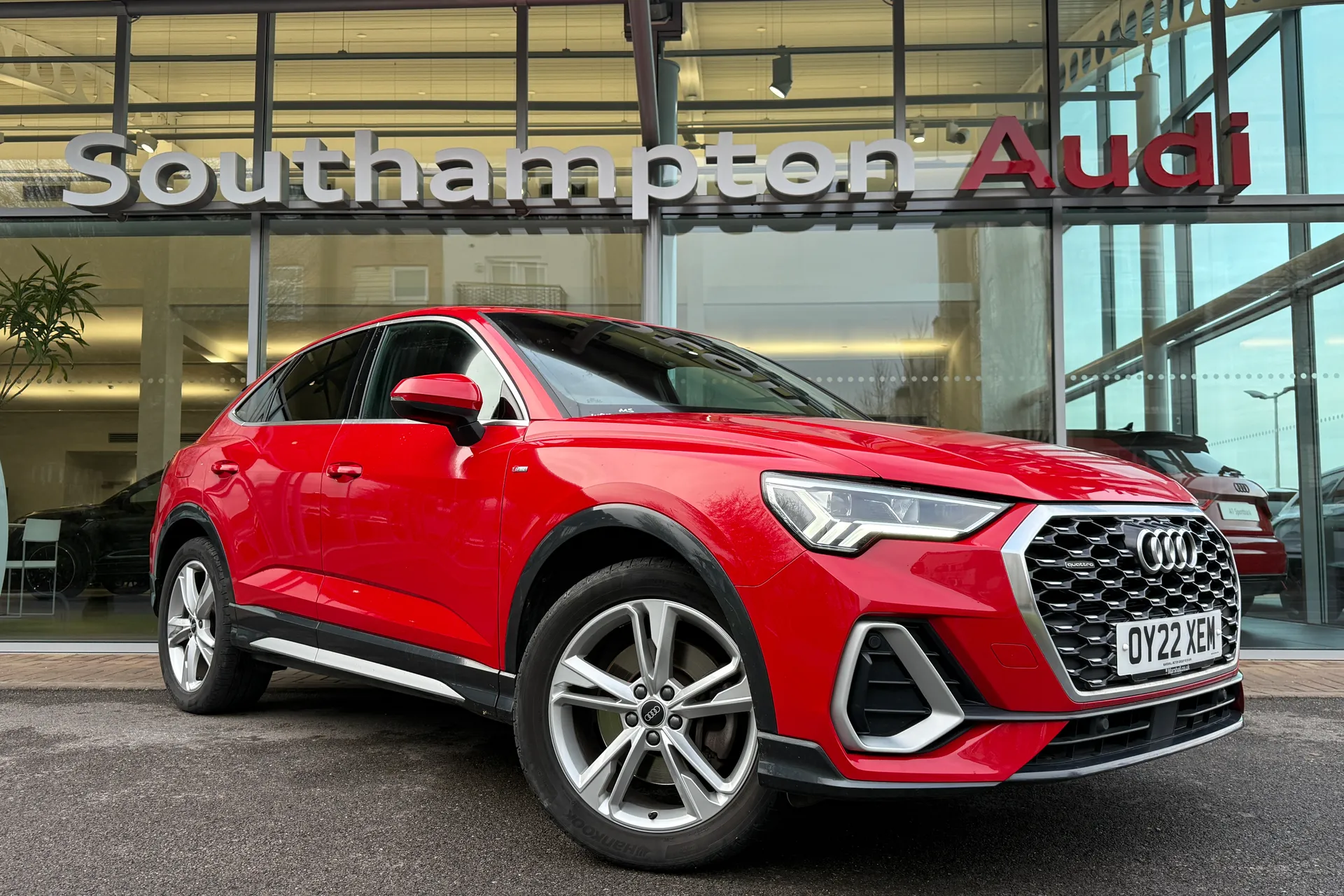 Audi Q3 focused image