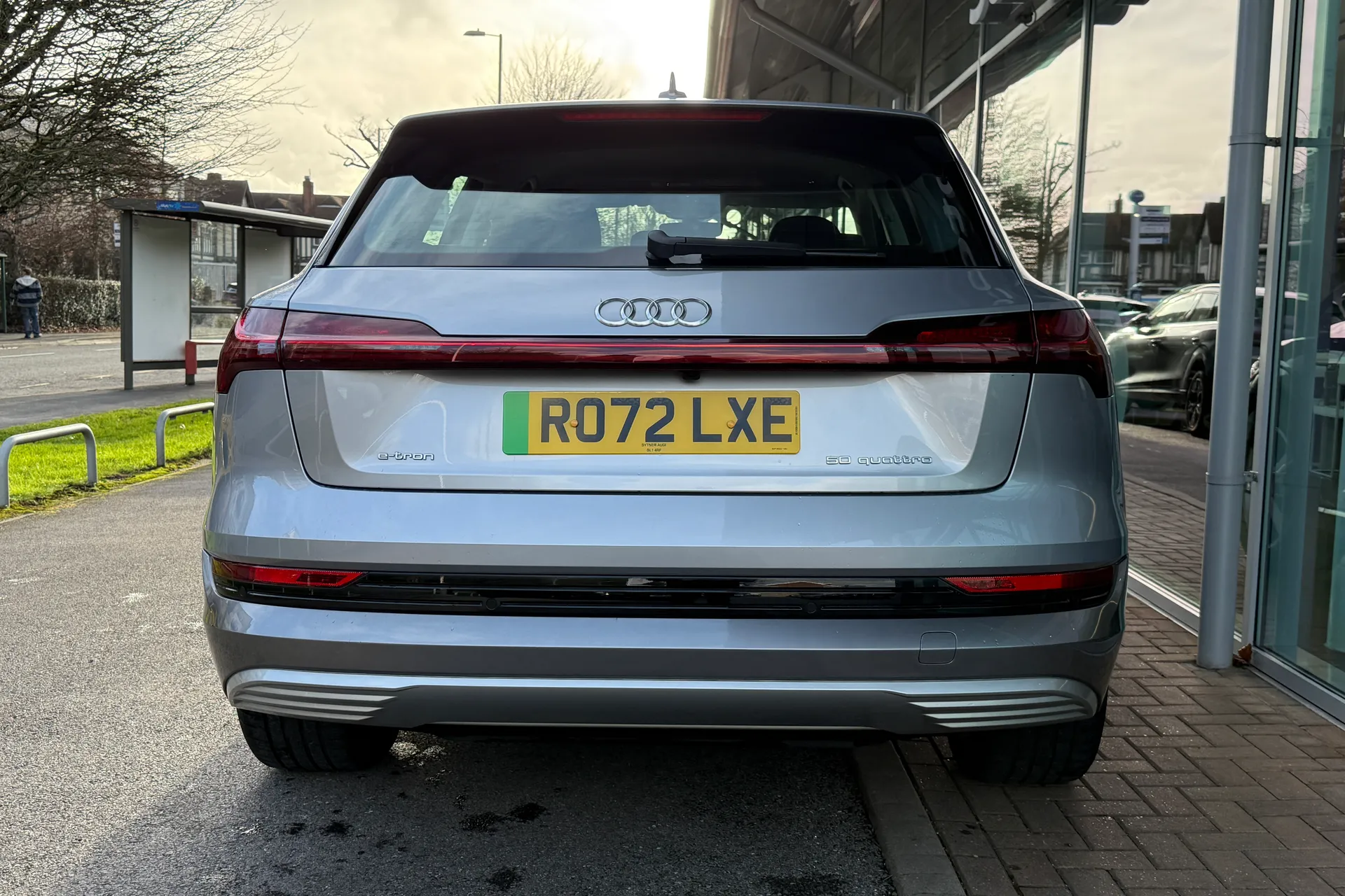 Audi e-tron thumbnail image number 48