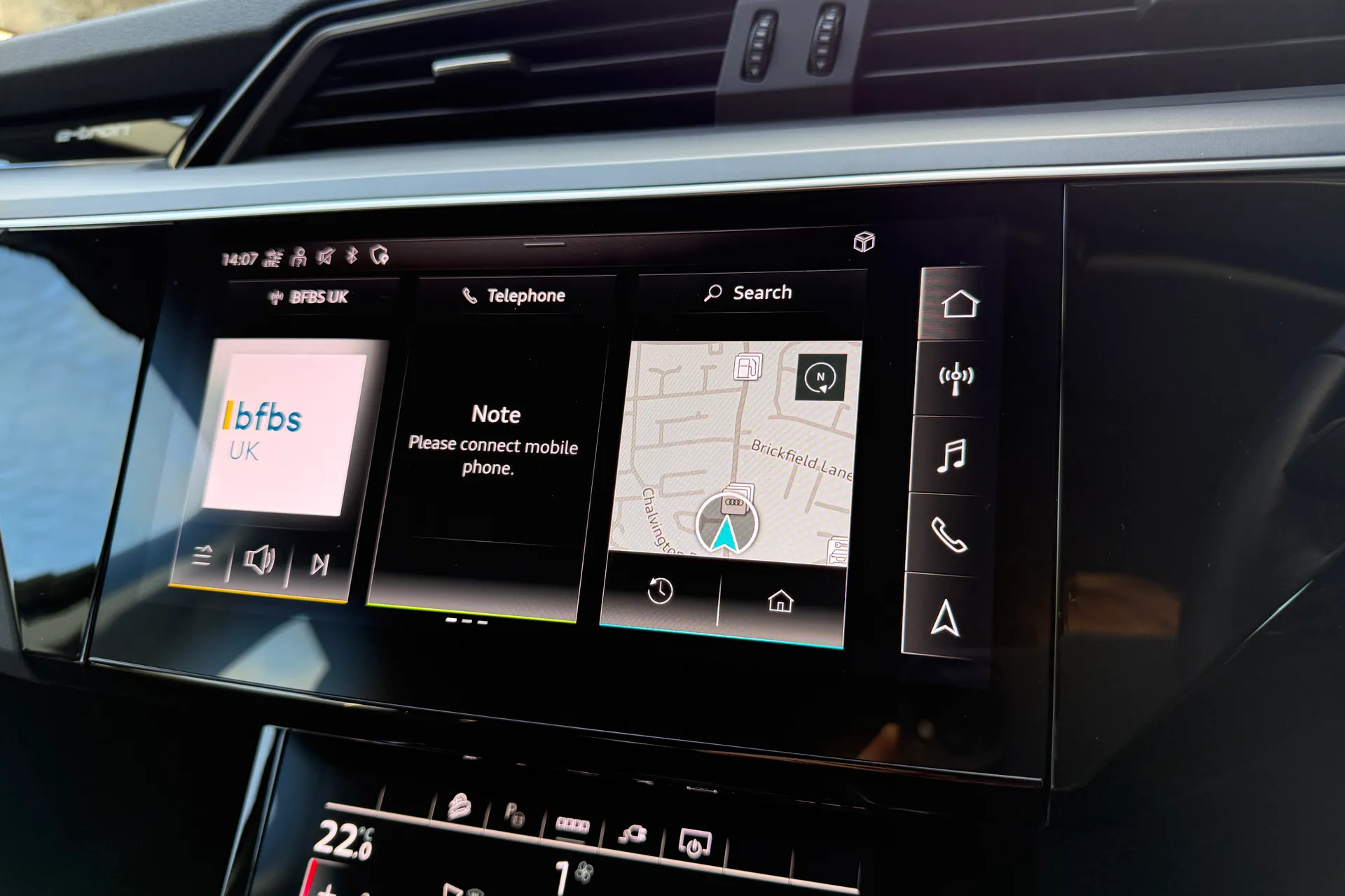 Audi e-tron thumbnail image number 11