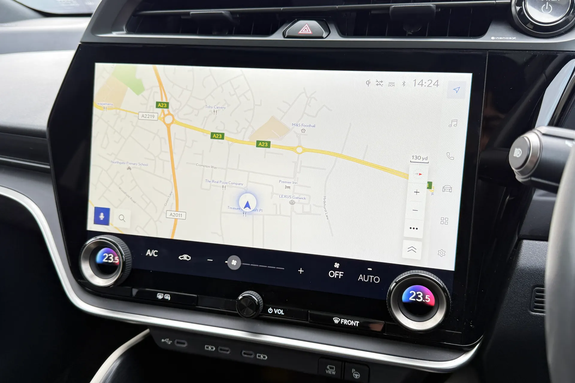 LEXUS RZ thumbnail image number 7