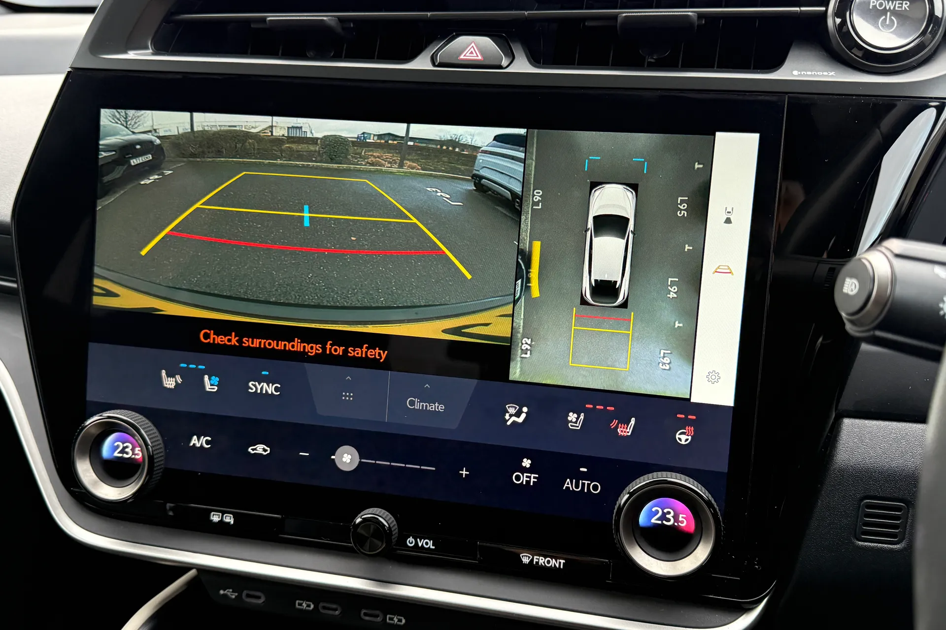 LEXUS RZ thumbnail image number 8